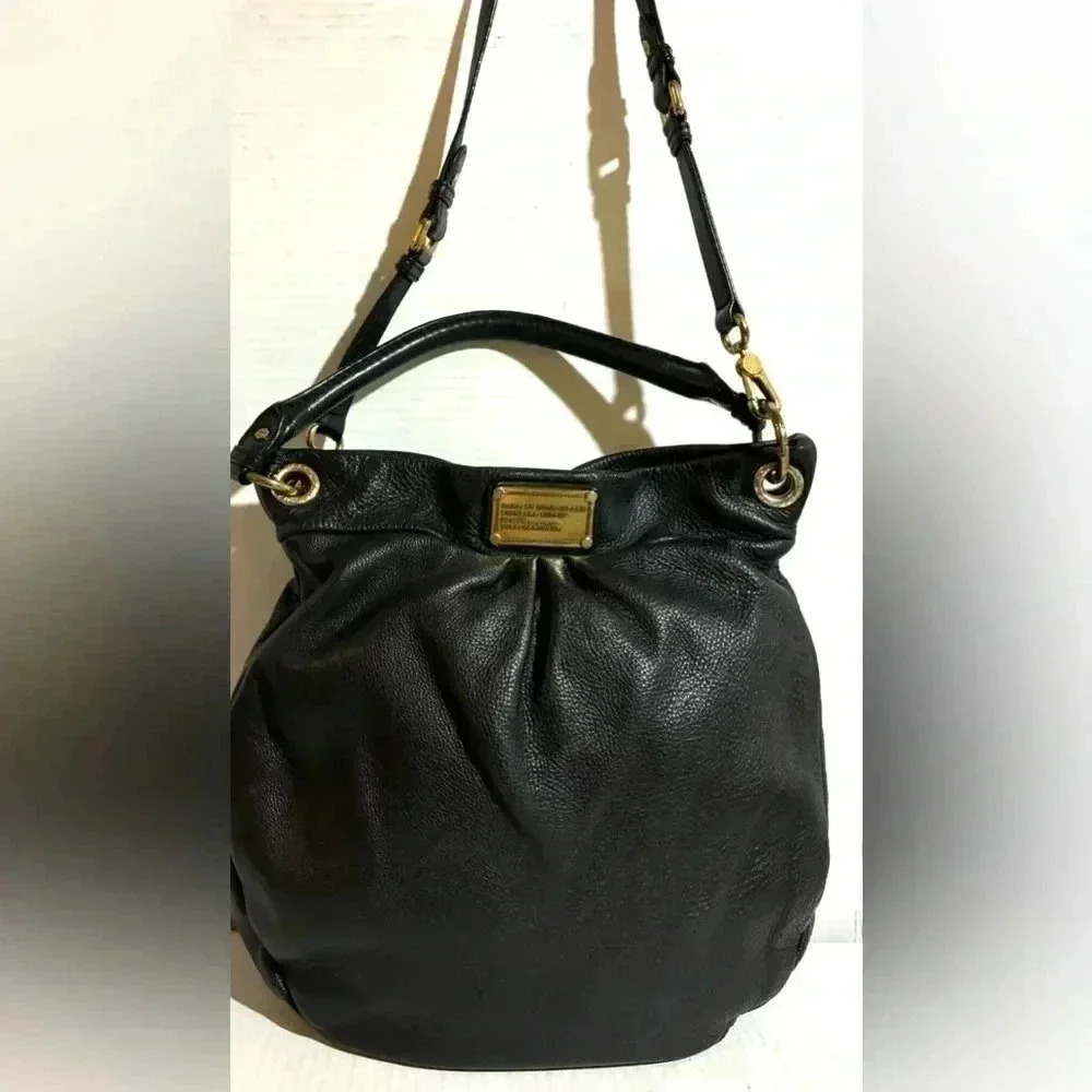 Marc by Marc Jacob’s black leather crossbody handbag